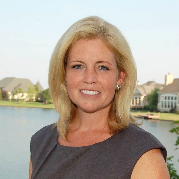 Meet your Posher, Lynn - Picture 1 of 1